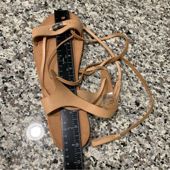 Free People Sandals 10 - Picture 11 of 12